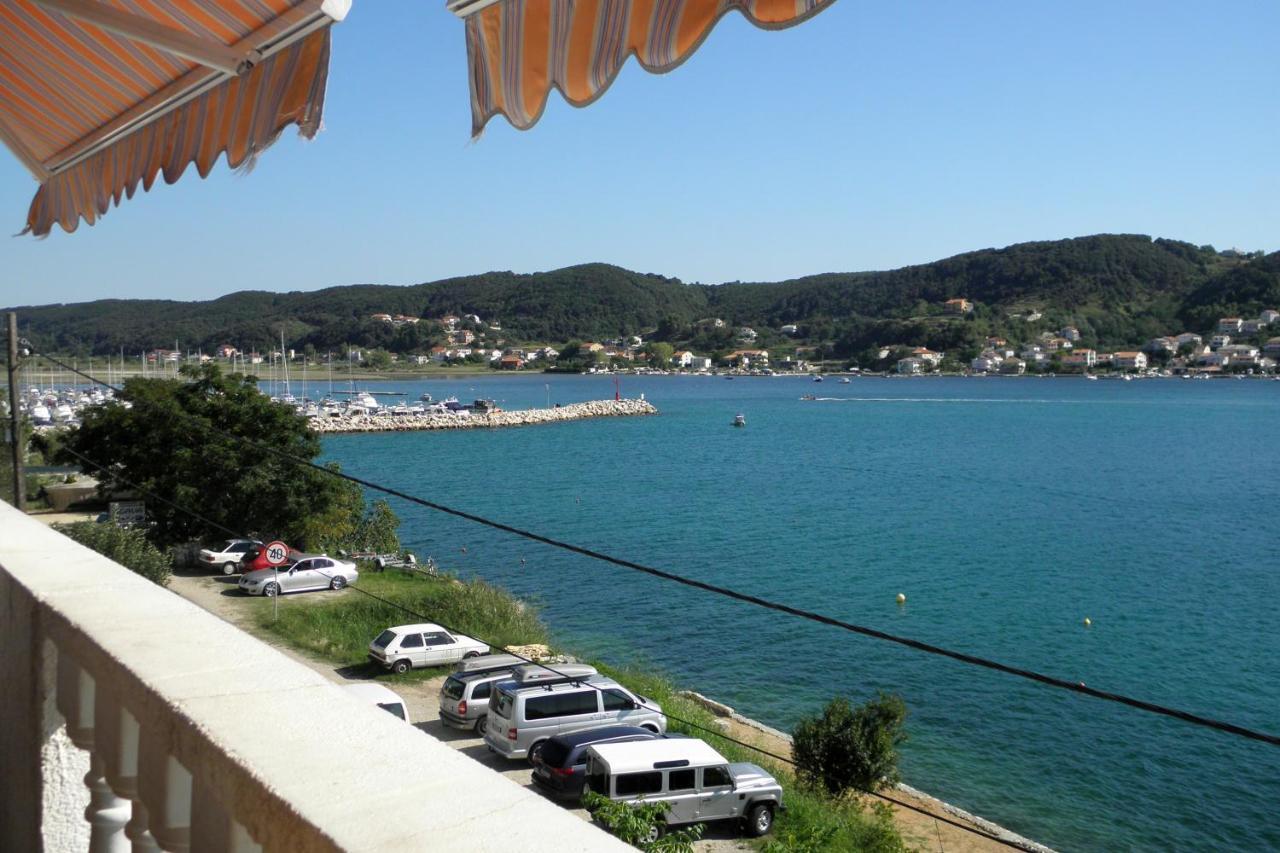 Apartments And Rooms By The Sea Supetarska Draga - Gornja, Rab - 11579 Exterior photo