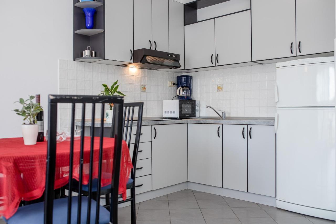 Apartments And Rooms By The Sea Supetarska Draga - Gornja, Rab - 11579 Exterior photo
