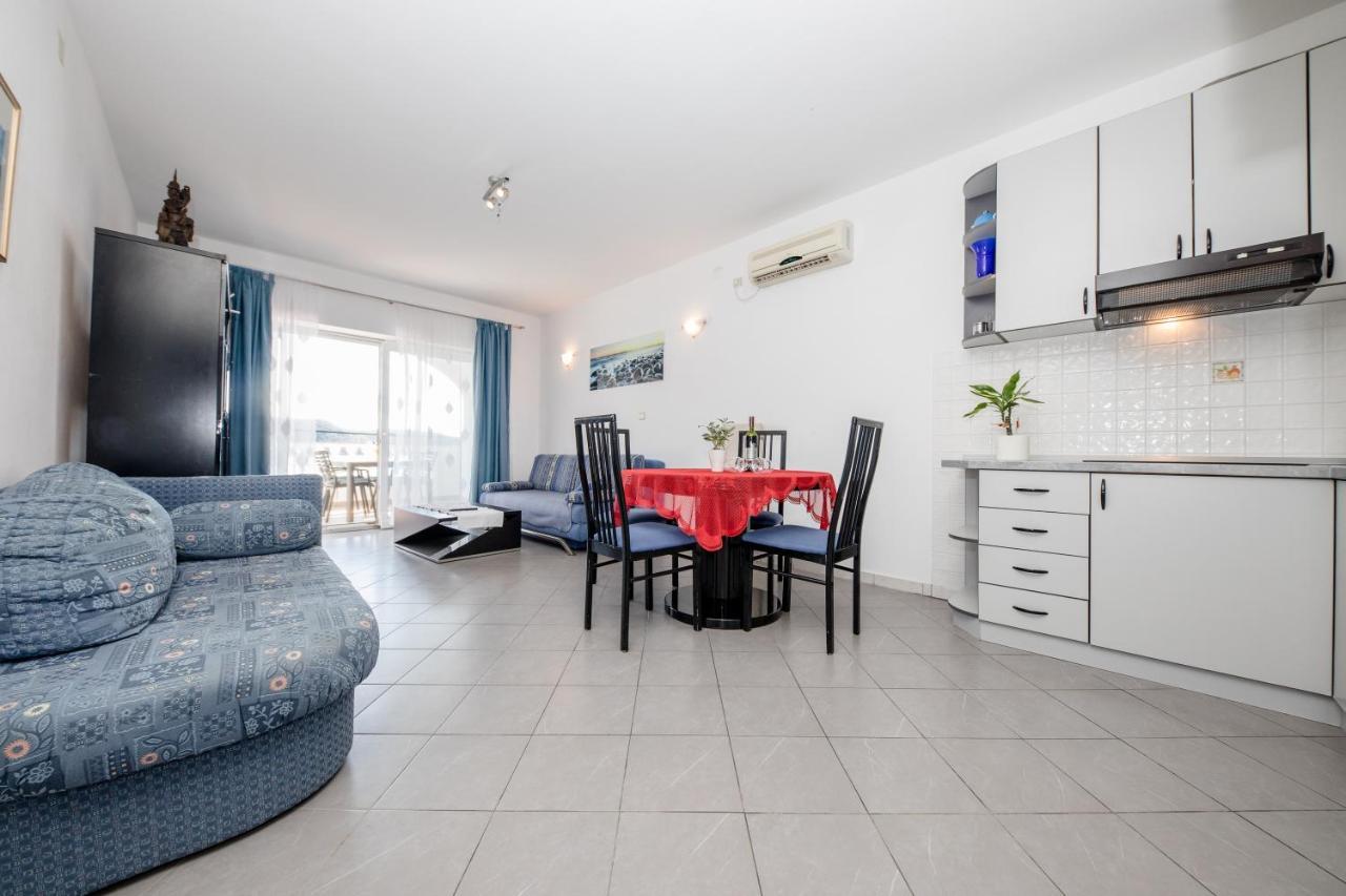 Apartments And Rooms By The Sea Supetarska Draga - Gornja, Rab - 11579 Exterior photo